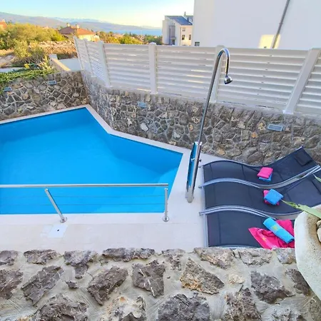 Villa Miracle 1 Comfortable *