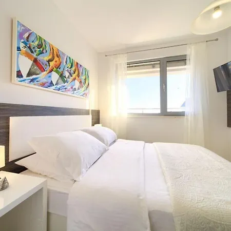 Miracle 1 Comfortable Villa