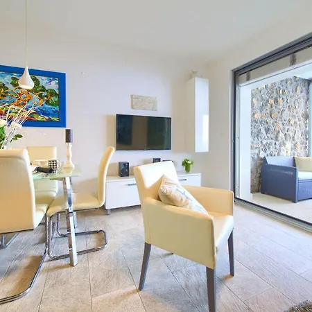 Miracle 1 Comfortable Villa *