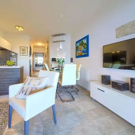 Miracle 1 Comfortable *