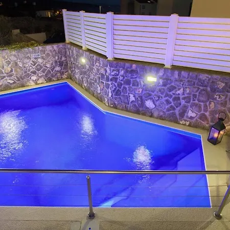 Miracle 1 Comfortable Krk Town