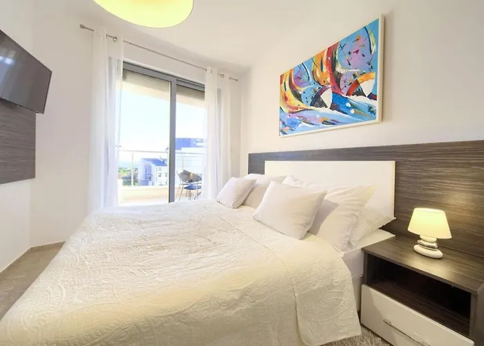 Miracle 1 Comfortable Villa *